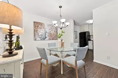 6614 Jupiter Hills Circle #E, Alexandria, VA 22312 - Photo 4