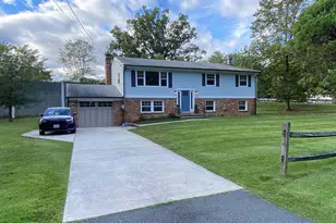 2300 Division Ave, Falls Church, VA 22043 - Photo 1