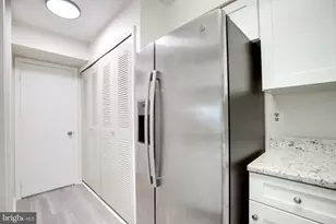 14366 Havener House Ct, Centreville, VA 20120 - Photo 16