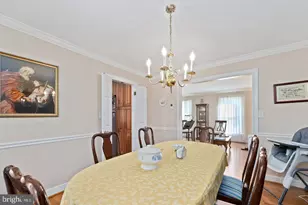 10221 Eagle Landing Ct, Burke, VA 22015 - Photo 6