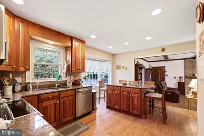 10221 Eagle Landing Court, Burke, VA 22015 - Photo 8
