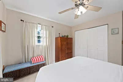10221 Eagle Landing Court, Burke, VA 22015 - Photo 22