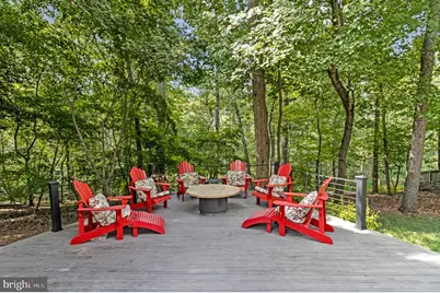 8869 Glenridge Court, Vienna, VA 22182 - Photo 6