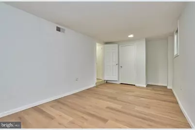 2418 Cloudcroft Square, Reston, VA 20191 - Photo 34