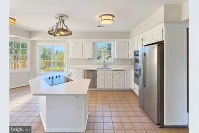 1600 Charnita Court, Vienna, VA 22182 - Photo 2