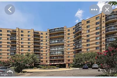 8350 Greensboro Drive #424, McLean, VA 22102 - Photo 1