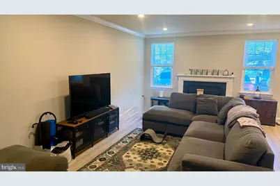 1641 International Drive #TH-24, McLean, VA 22102 - Photo 4