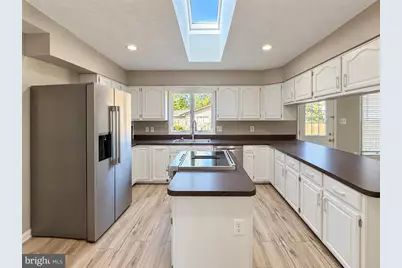 3907 Prosperity Avenue, Fairfax, VA 22031 - Photo 2