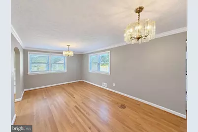 3907 Prosperity Avenue, Fairfax, VA 22031 - Photo 6