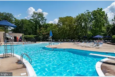 6602 Boulevard Vw #A1, Alexandria, VA 22307 - Photo 12