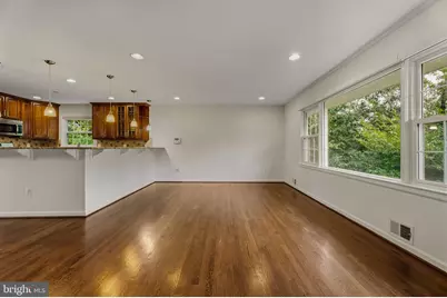 511 Walker Street SW, Vienna, VA 22180 - Photo 8
