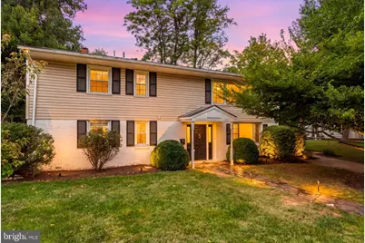 511 Walker Street SW, Vienna, VA 22180 - Photo 1