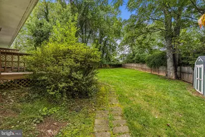 511 Walker Street SW, Vienna, VA 22180 - Photo 30