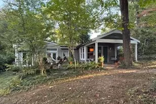6714 Princess Anne Ln, Falls Church, VA 22042 - Photo 1