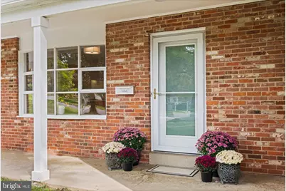 1607 Mary Ellen Court, McLean, VA 22101 - Photo 6