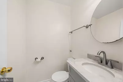5886 Parenham Way, Alexandria, VA 22310 - Photo 4