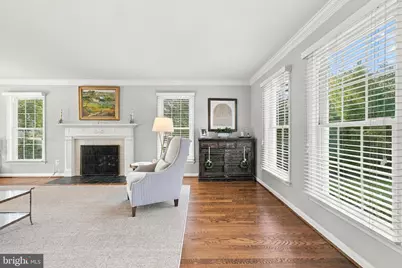 8300 Weller Avenue, McLean, VA 22102 - Photo 8