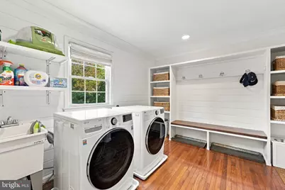8300 Weller Avenue, McLean, VA 22102 - Photo 22