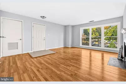 10303 Appalachian Circle #9-214, Oakton, VA 22124 - Photo 4
