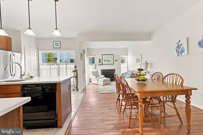 6655 Patent Parish Lane, Alexandria, VA 22315 - Photo 8