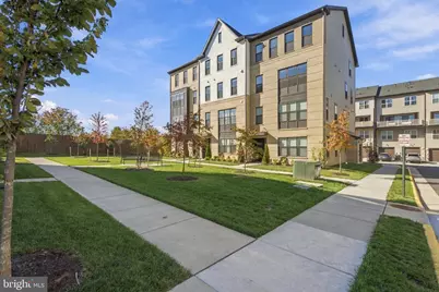 4906 Longmire Way #22, Chantilly, VA 20151 - Photo 26