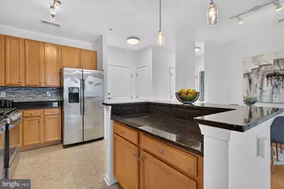 2665 Prosperity Avenue #318, Fairfax, VA 22031 - Photo 10