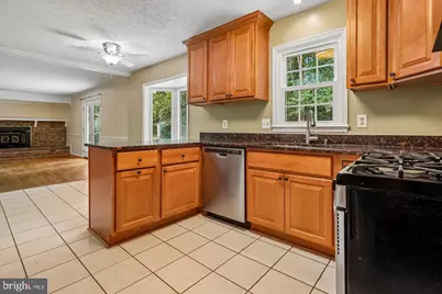 9612 Whitecedar Court, Vienna, VA 22181 - Photo 12