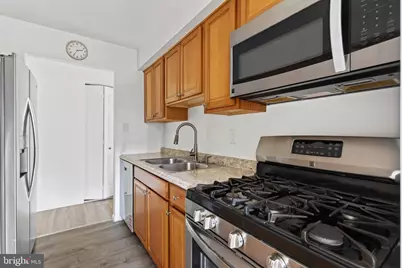 3350 Woodburn Road #T3, Annandale, VA 22003 - Photo 6