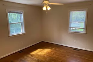 2412 Fairground Rd, Maidens, VA 23102 - Photo 28