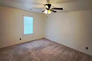 3904 Shillingford Dr, Richmond, VA 23223 - Photo 6