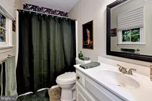 208 Woodmere Dr, Williamsburg, VA 23185 - Photo 8