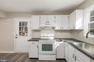 11128 Pine Hill Rd, King George, VA 22485 - Photo 6