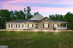 9310 Sandy Beach Ln, King George, VA 22485 - Photo 4