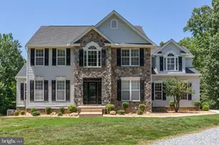 9206 Sandy Beach Ln, King George, VA 22485 - Photo 2