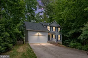 8389 Tompkins Dr, King George, VA 22485 - Photo 4