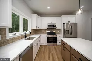 9375 Homestead Pl, King George, VA 22485 - Photo 6