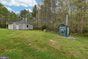 2066 Byrd's Mill Rd, Newtown, VA 23126 - Photo 54