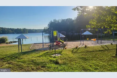 835 North Lake Shore Drive, Louisa, VA 23093 - Photo 8