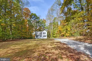 275 Anna Highview Dr, Bumpass, VA 23024 - Photo 2