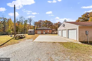 557 Copper Line Rd, Bumpass, VA 23024 - Photo 20
