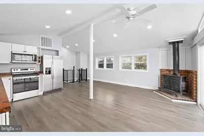 1262 S Lakeshore Drive, Louisa, VA 23093 - Photo 8