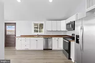 1262 S Lakeshore Dr, Louisa, VA 23093 - Photo 12
