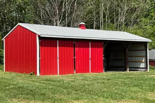 104 Henson Ave, Louisa, VA 23093 - Photo 4