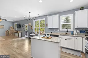 296 Robbie Rd, Bumpass, VA 23024 - Photo 4