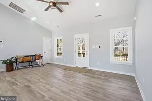 475 Fredericks Hall Rd, Bumpass, VA 23024 - Photo 16