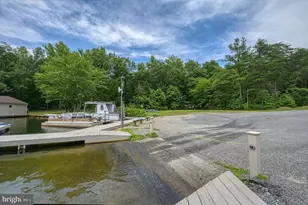 199 Hickory Ln, Bumpass, VA 23024 - Photo 38