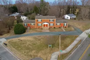 101 Patrick Henry Dr, Louisa, VA 23093 - Photo 4