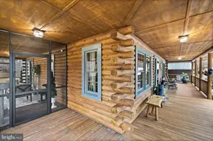 17 Fox Run Forest Ln, Beaverdam, VA 23015 - Photo 4