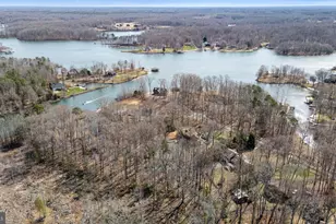 215 Lakewood Landing Dr, Bumpass, VA 23024 - Photo 4