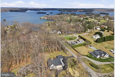 25 Tara Woods Drive, Bumpass, VA 23024 - Photo 2